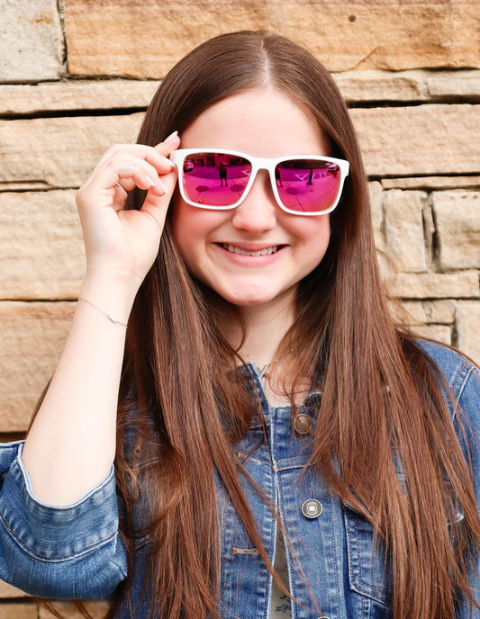 A-Beautiful-Woman-Wearing-Cute-Fishing-Sunglasses-Pearl Pink-JF139