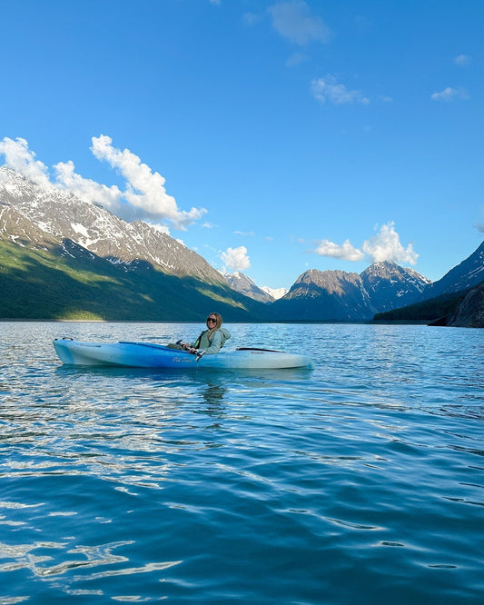 Best Boating Sunglasses Buying Guide: Pick the Right Pair for Your Time on the Water